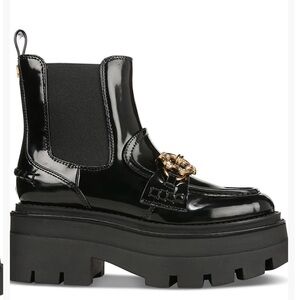 Circus by Sam Edelman Black boots with lug sole